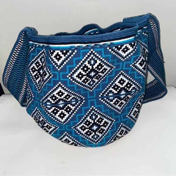 Asoeina Crossbody Women Embroidered Boho Bucket Bag Purse Handmade * - Picture 4 of 6